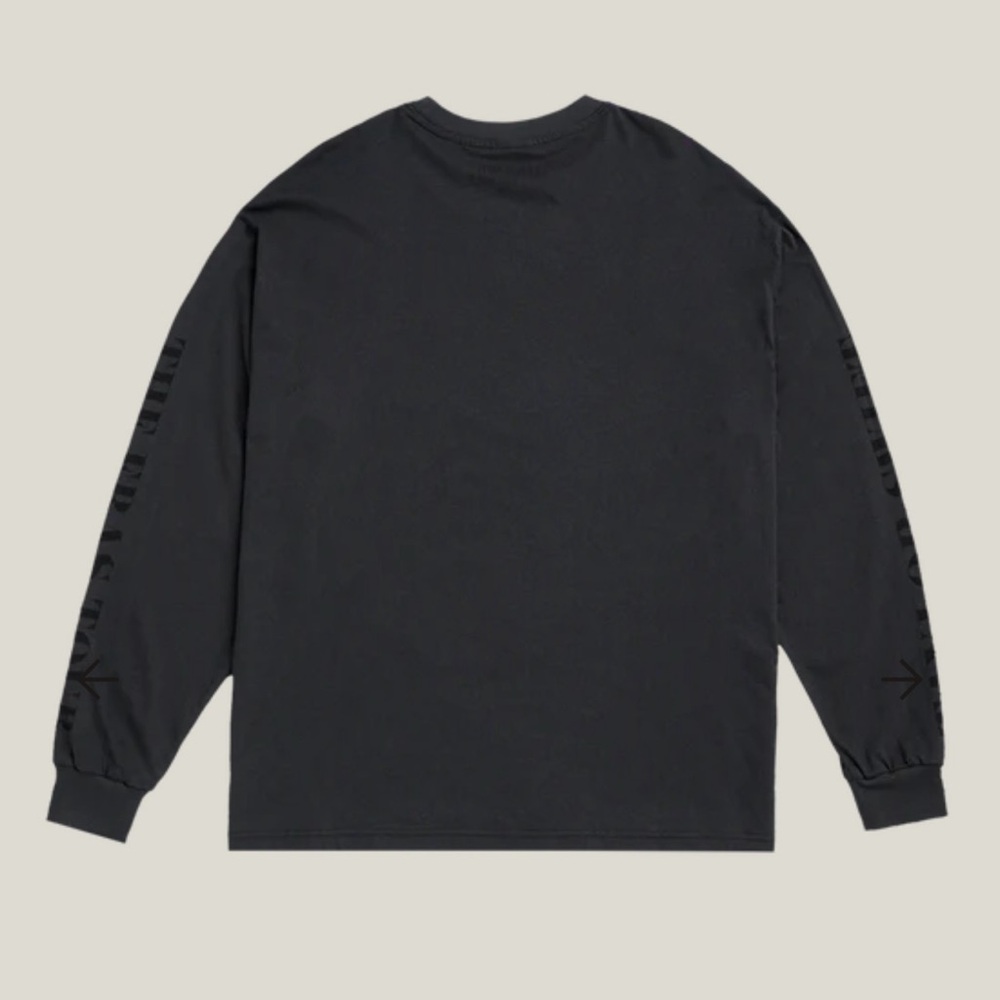 NWT TAYLOR SWIFT | THE ERAS TOUR BLACK LONG SLEEVE T-SHIRT VARIOUS SIZES - Picture 2 of 4